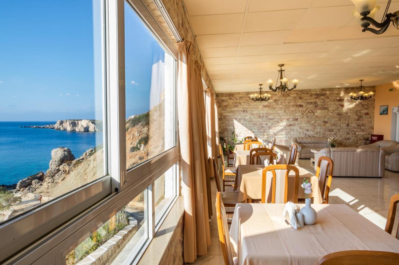 Castelia Bay Hotel Amoopi Exterior photo