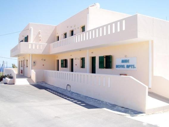 Castelia Bay Hotel Amoopi Exterior photo